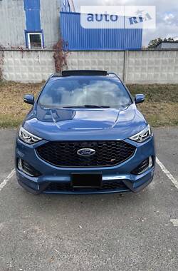 Внедорожник / Кроссовер Ford Edge 2019 в 