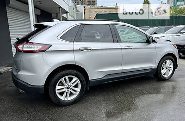 Позашляховик / Кросовер Ford Edge 2017 в 