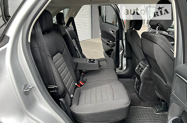 Позашляховик / Кросовер Ford Edge 2017 в 