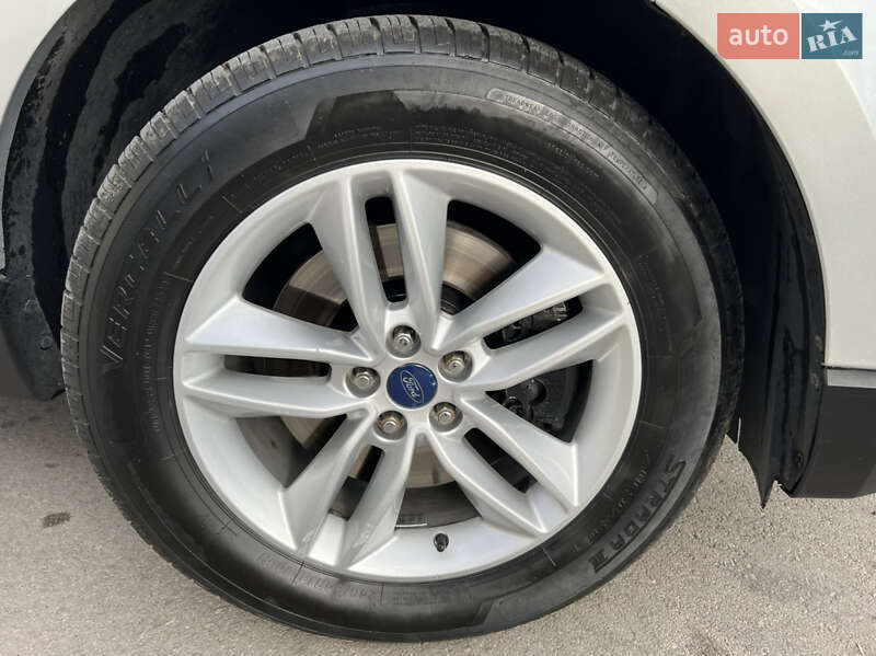 Внедорожник / Кроссовер Ford Edge 2015 в Одессе
