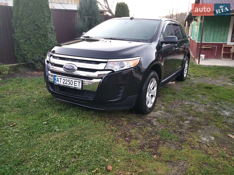 Внедорожник / Кроссовер Ford Edge 2013 в 