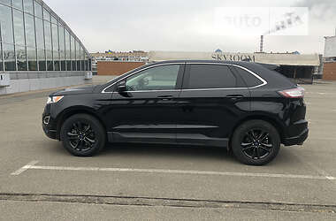 Внедорожник / Кроссовер Ford Edge 2016 в 