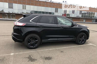 Внедорожник / Кроссовер Ford Edge 2016 в 