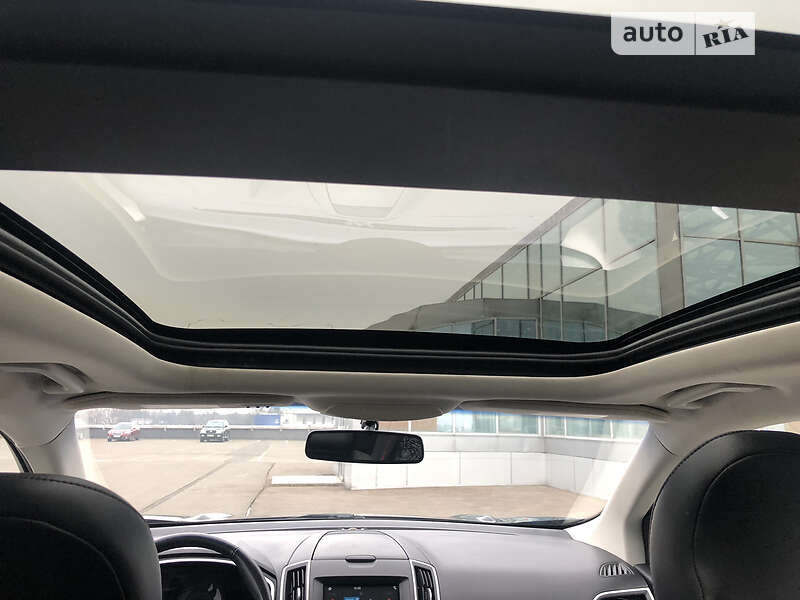 Внедорожник / Кроссовер Ford Edge 2016 в Киеве