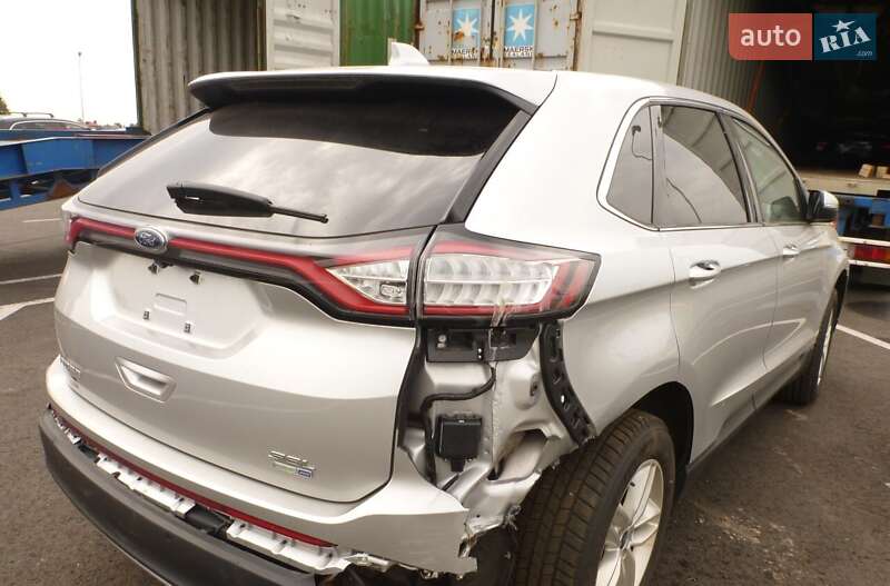 Позашляховик / Кросовер Ford Edge 2016 в Млиніві