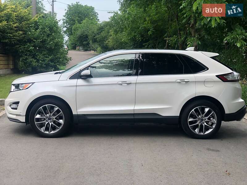 Позашляховик / Кросовер Ford Edge 2017 в Рівному