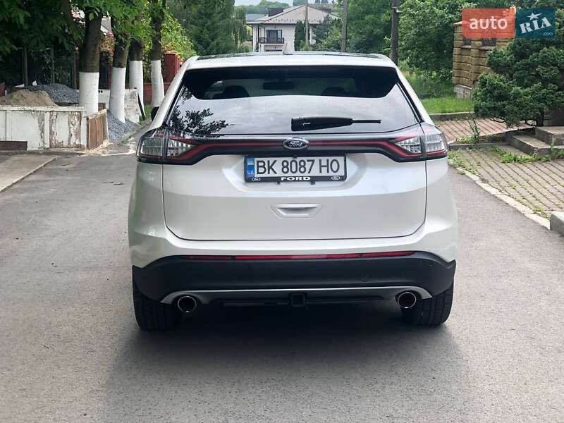 Позашляховик / Кросовер Ford Edge 2017 в Рівному