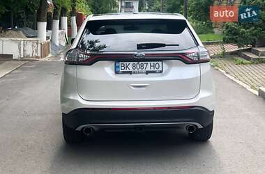 Внедорожник / Кроссовер Ford Edge 2017 в 