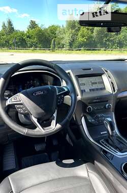 Внедорожник / Кроссовер Ford Edge 2016 в 