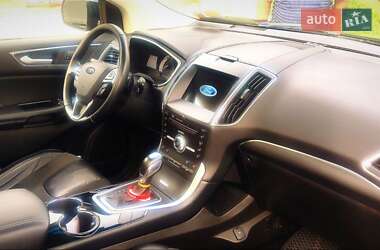 Внедорожник / Кроссовер Ford Edge 2017 в 