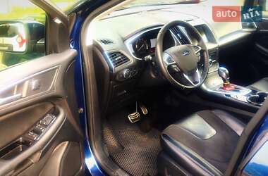 Внедорожник / Кроссовер Ford Edge 2017 в 