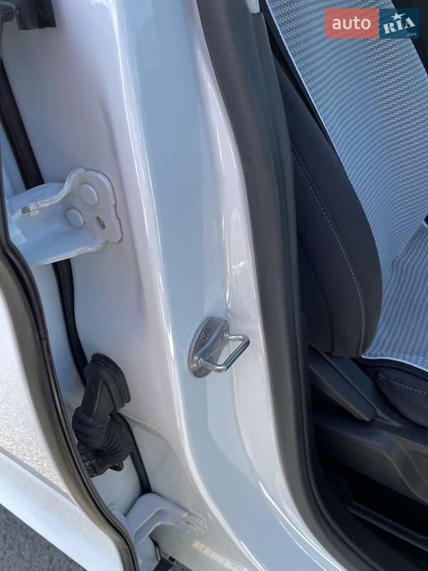 Внедорожник / Кроссовер Ford Edge 2016 в Ужгороде