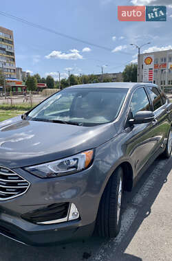Внедорожник / Кроссовер Ford Edge 2021 в 