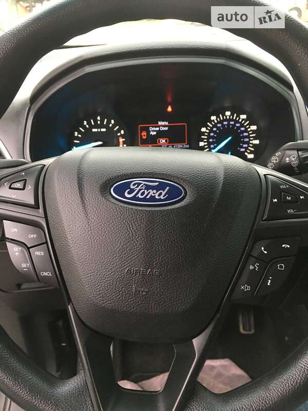 Внедорожник / Кроссовер Ford Edge 2018 в Ивано-Франковске