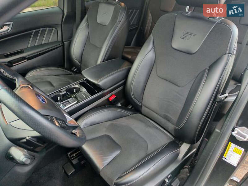 Позашляховик / Кросовер Ford Edge 2019 в Благовіщенську