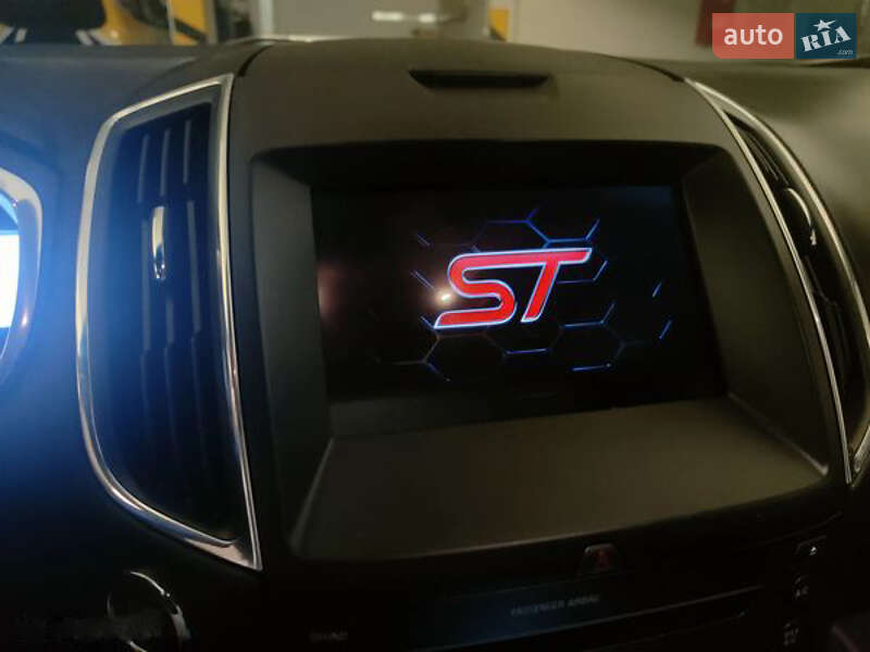 Позашляховик / Кросовер Ford Edge 2019 в Благовіщенську