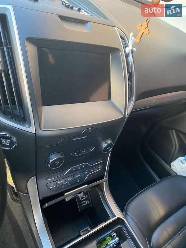 Внедорожник / Кроссовер Ford Edge 2019 в Ивано-Франковске