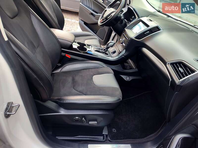 Внедорожник / Кроссовер Ford Edge 2016 в Львове