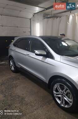 Внедорожник / Кроссовер Ford Edge 2016 в 