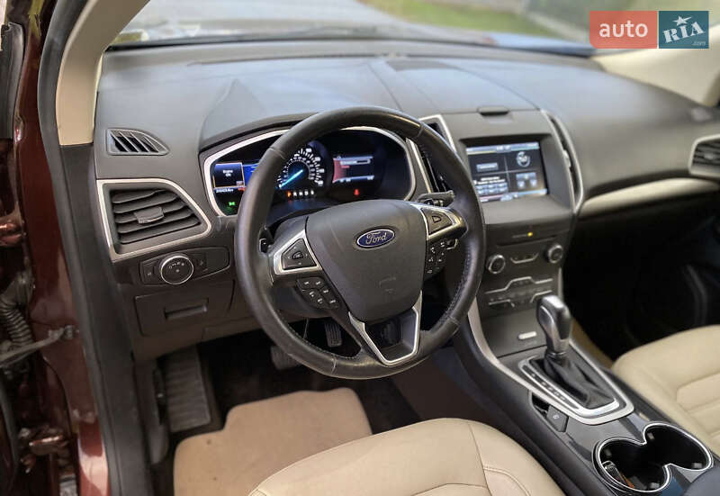Внедорожник / Кроссовер Ford Edge 2015 в Луцке