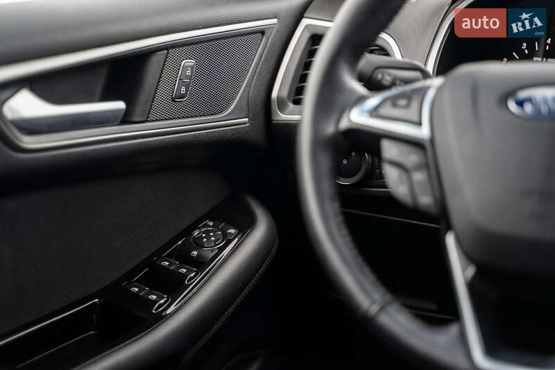 Внедорожник / Кроссовер Ford Edge 2019 в Ивано-Франковске