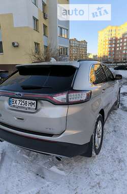 Внедорожник / Кроссовер Ford Edge 2017 в 