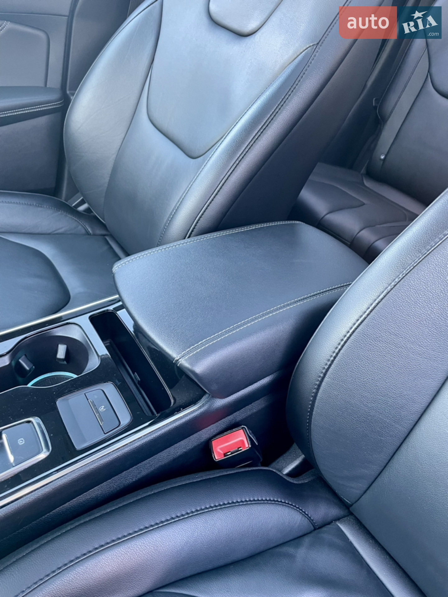 2018 Ford Edge - мініатюра 21