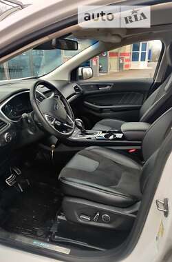 Внедорожник / Кроссовер Ford Edge 2018 в 