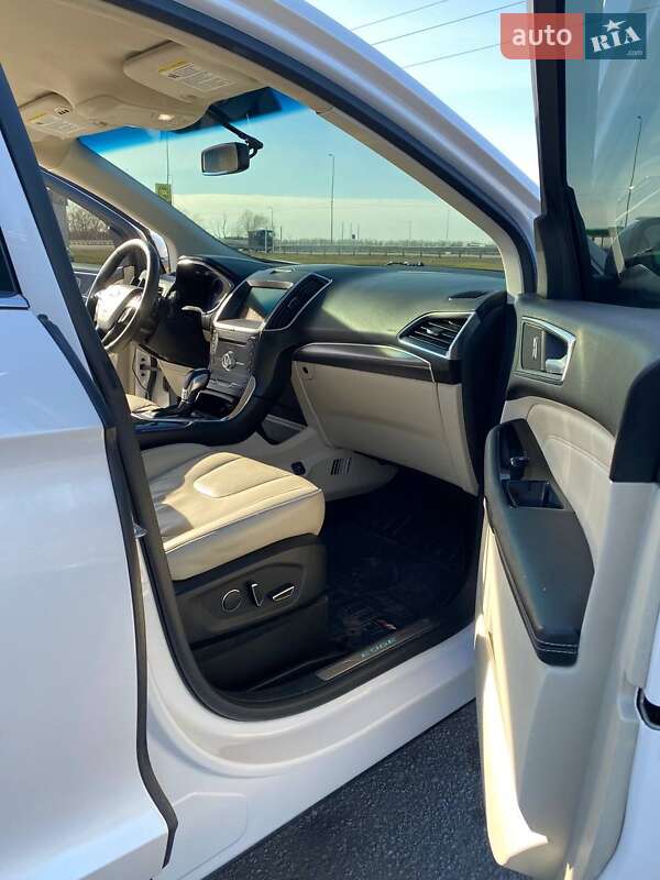 Внедорожник / Кроссовер Ford Edge 2017 в Василькове