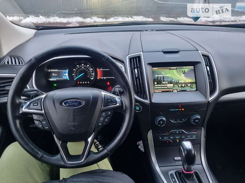Внедорожник / Кроссовер Ford Edge 2017 в Сарнах