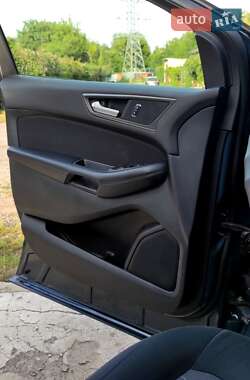 Позашляховик / Кросовер Ford Edge 2016 в Кривому Розі