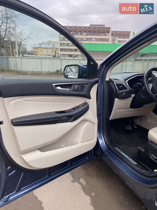 Внедорожник / Кроссовер Ford Edge 2018 в Черновцах