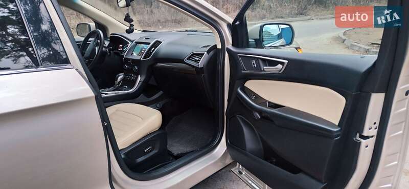 Внедорожник / Кроссовер Ford Edge 2017 в Киеве