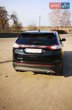 Внедорожник / Кроссовер Ford Edge 2016 в 