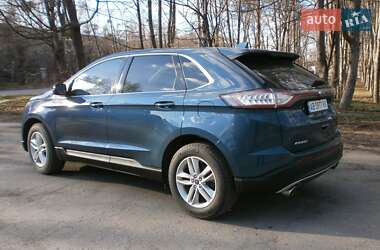 Внедорожник / Кроссовер Ford Edge 2016 в 