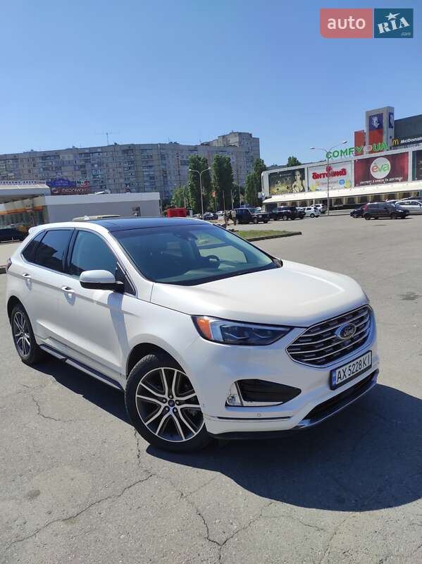 Внедорожник / Кроссовер Ford Edge 2019 в Городке