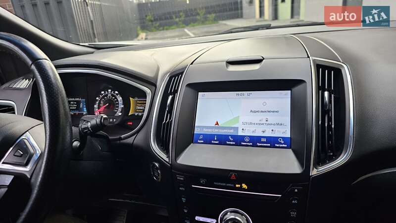 Позашляховик / Кросовер Ford Edge 2019 в Києві