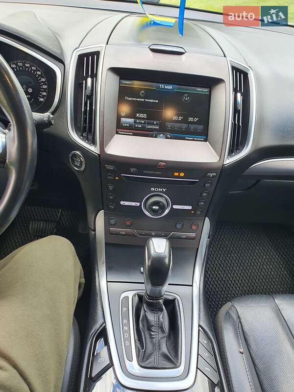 Внедорожник / Кроссовер Ford Edge 2016 в Шполе