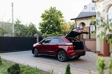 Позашляховик / Кросовер Ford Edge 2017 в Дубні