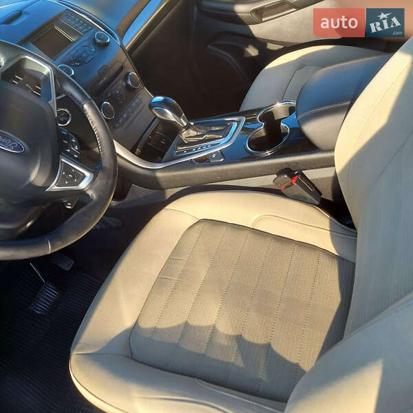 Внедорожник / Кроссовер Ford Edge 2016 в Ковеле