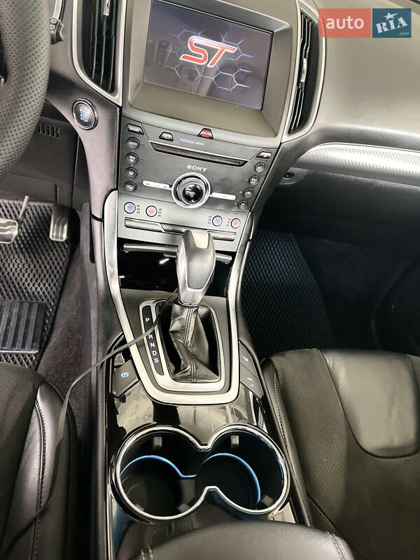 Позашляховик / Кросовер Ford Edge 2016 в Чорноморську