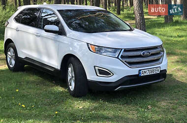 Внедорожник / Кроссовер Ford Edge 2017 в 