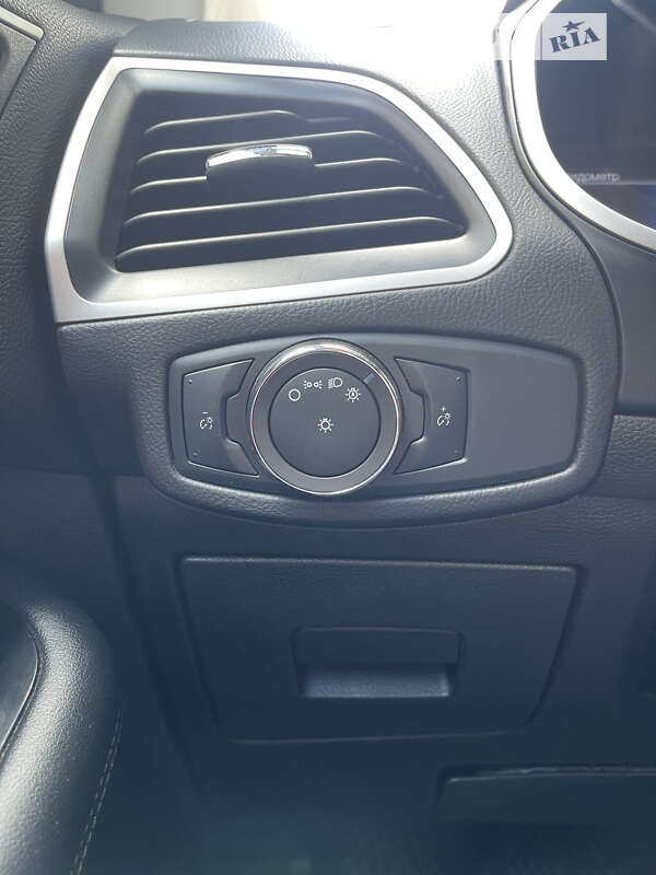 Внедорожник / Кроссовер Ford Edge 2016 в Борисполе