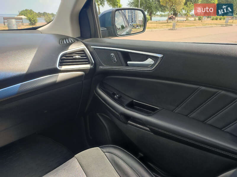 Внедорожник / Кроссовер Ford Edge 2016 в Черкассах