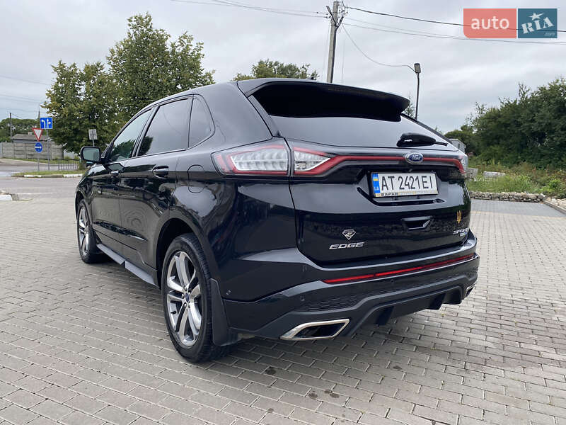 Внедорожник / Кроссовер Ford Edge 2015 в 