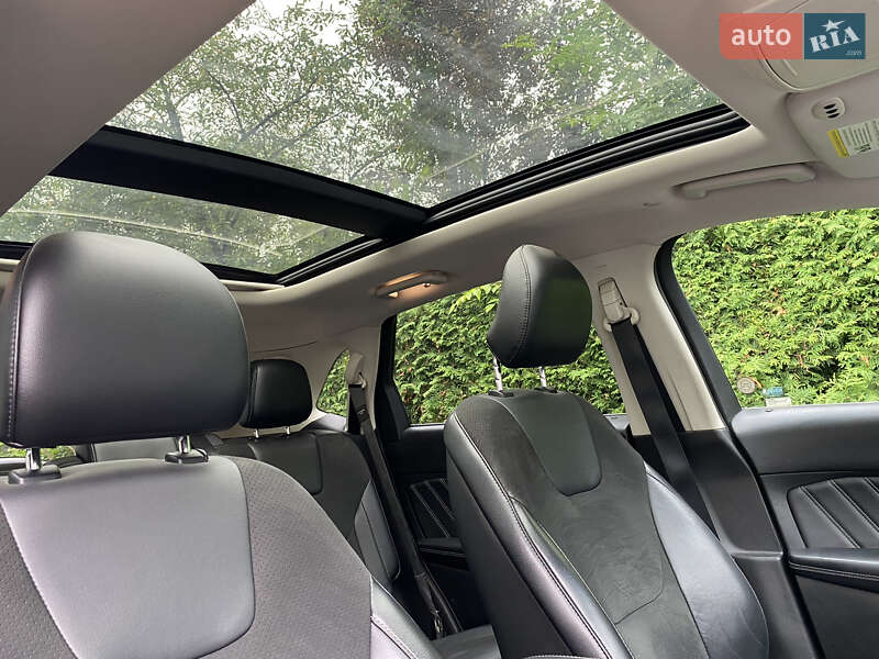 Внедорожник / Кроссовер Ford Edge 2015 в Ивано-Франковске
