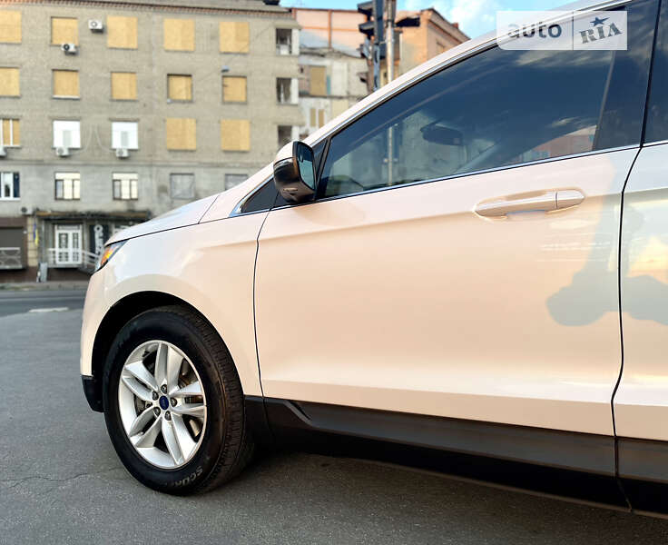 Позашляховик / Кросовер Ford Edge 2015 в Харкові