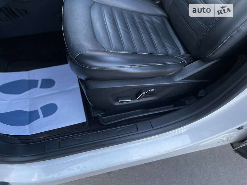 Позашляховик / Кросовер Ford Edge 2015 в Харкові