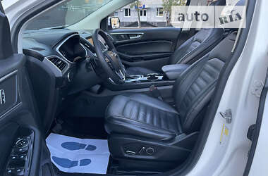 Внедорожник / Кроссовер Ford Edge 2015 в 