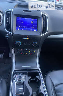 Внедорожник / Кроссовер Ford Edge 2020 в 